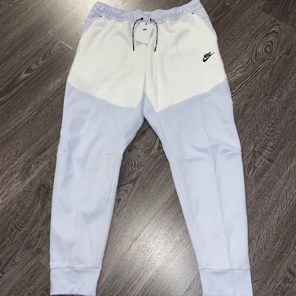 Nike Sportswear Tech Fleece Jogger Pants Men Size 2XL Grey White CU4495-085  NEW